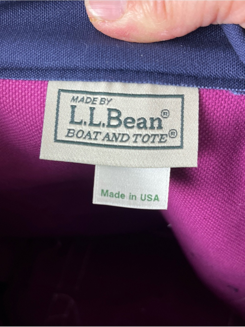 L.L. Bean Canvas Tote in Magenta and Navy - Picture 11 of 12